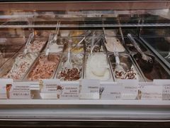 意大利手工冰淇淋-VENCHI 闻绮(上海佛罗伦萨小镇店)