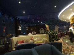 -粤海酒店-旋转餐厅