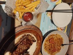 -绿茵小镇中西餐厅(五岭店)