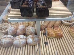 -焙丽拾光(麦凯乐直营店)