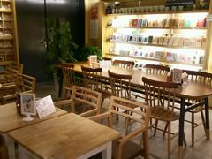 大堂-猫的天空之城概念书店(苏州诚品店)