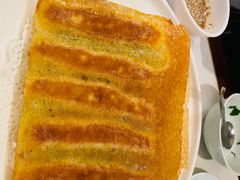 金奖锅贴-春发生饭店·非遗(南院门店)