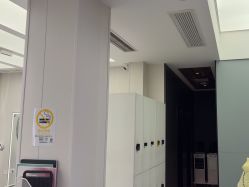 -PE SALON