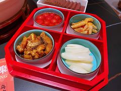 -小乌猪·金华筒骨煲(永盛购物广场店)