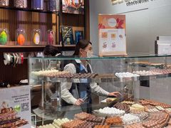 -Laderach 莱德拉(上海环贸iapm店)