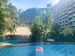 -三亚湾海居铂尔曼度假酒店