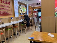 -叶伟胡辣壳面(两路口店)