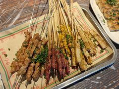 -老街烧烤大排档·地道湖北菜·龙虾馆(汉口火车站店)