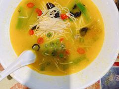 -添福来墨鱼饺子 · 海鲜东北菜(大连星海·黄浦路店)