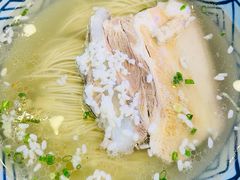 枫镇大肉面-朱洪元苏式面馆(绿宝广场店)