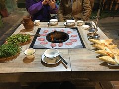 -哈吱喂丽江火塘·牦牛火锅(五一街店)