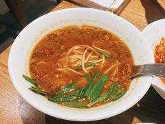 -一坐一忘云南菜(嘉里中心店)