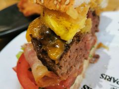 27&nbsp;牛肉汉堡-HELLO 27 意面·沙拉·帕尼尼