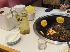 -鲁员外地锅鸡地锅鱼(古墩路店)