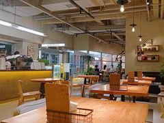 -三勾JJJ Burger&Coffee(梅溪湖店)
