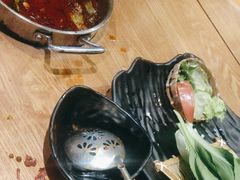 -呷哺呷哺(普陀乐购真北店)