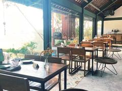 -喜洲吧·江畔老船厂·庭院餐厅(喜临院店)