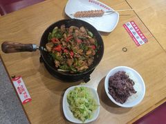 -南城香·饭香串香馄饨香(青年路店)