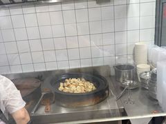 -黄阿姨锅贴大王(万航渡路店)