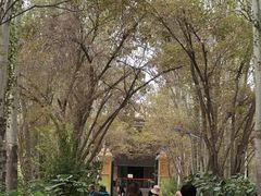 -艾提尕尔清真寺