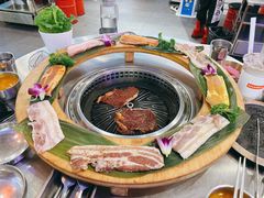 烤肉呼啦圈-玄希浪漫厨房·韩料烤肉(湖滨银泰in77店)