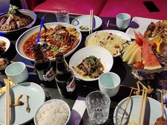-粉墨特色菜·烧烤音乐酒馆