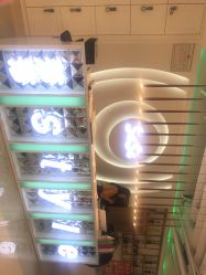 -BULB STUDIO 巴柏明星发型工作室