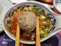 手捶生牛肉丸-牛村来人潮汕牛肉火锅(西单店)