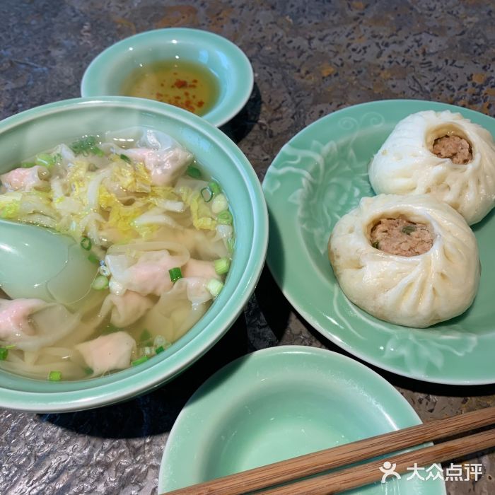 老清朝包子铺(开明街店)老清朝馄饨图片