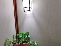 -颐而康·按摩·艾灸·足疗(南岸晶都店)