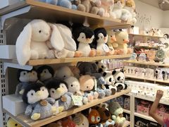 -名创优品(海珠乐峰广场店)