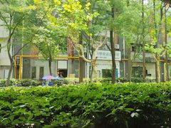 -小邓专业采耳馆(延安西路店)