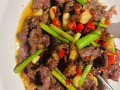 -佬麻雀·新湘菜(东方宝泰店)