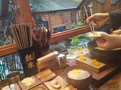 -银米·云南传统过桥米线(双廊黑金冠店)