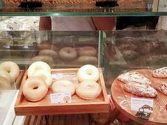 -巴黎贝甜(大宁国际商业广场店)