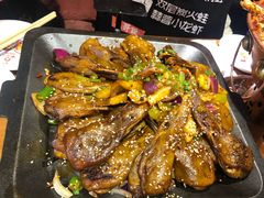 -炉小二铜锅牛蛙•川湘菜(三里屯店)