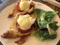 -Common Table · Brunch & Coffee