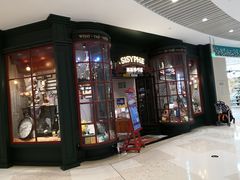 -西西弗书店&矢量咖啡(来福士广场店)