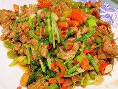 小炒黄牛肉-以前的小酒馆(中山广场店)