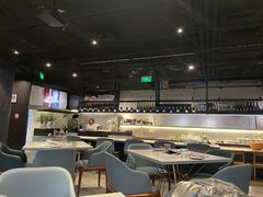 大堂-半山腰·云南菜(侨福芳草地店)