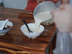 甜豆浆-云南大锅豆浆店
