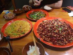 -先启半步颠·川菜小炒