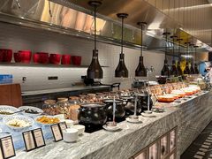 -深圳国际会展中心希尔顿酒店(前海华发冰雪世界店)