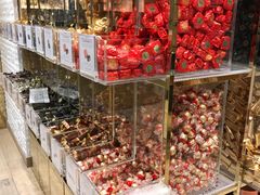 -VENCHI 闻绮(北京国贸商城店)