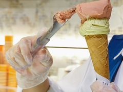 石榴与橙-VENCHI 闻绮(北京国贸商城店)