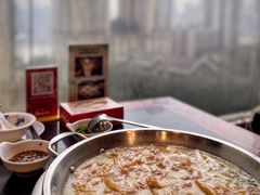 -老来福·非遗酸汤兔(凯旋路店)