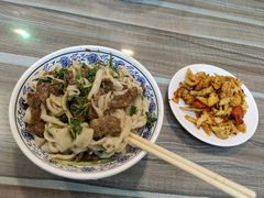大碗加肉-清真马虎面馆(西七路店)