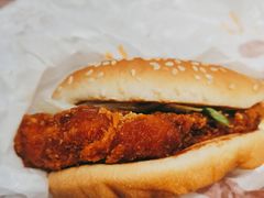 小炒肉风味麦辣鸡腿汉堡-麦当劳(咸阳人民路店)