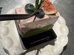 -W COLLECTIVE  DESSERT SHOP