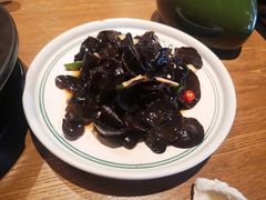 云南木耳-云海肴·汽锅鸡·云南菜(天山百盛优客店)